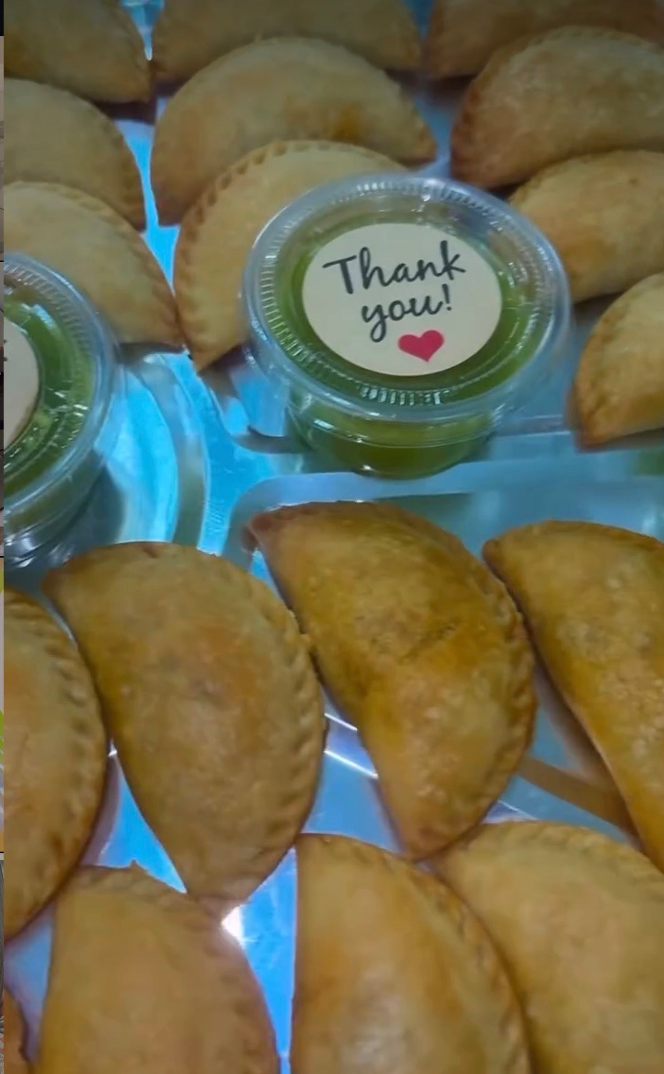 Chicken or beef empanadas